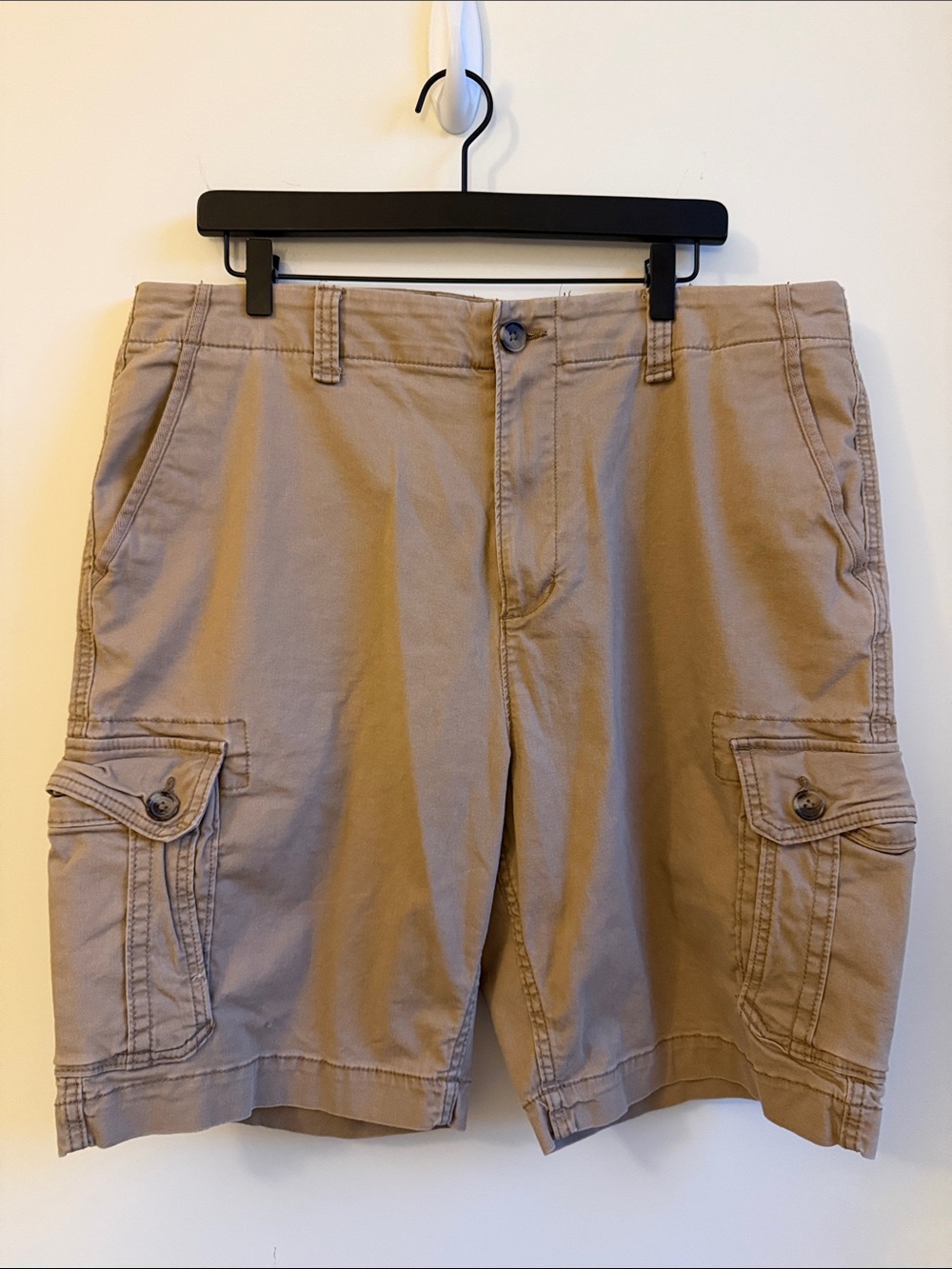 Old Navy Men's Cargo Shorts — Khaki/Tan